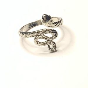 New Snake Ring size 8